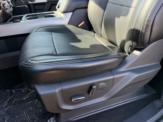 Used 2018 Ford F350 Lariat w/ Lariat Ultimate Package AWD/4WD image 30