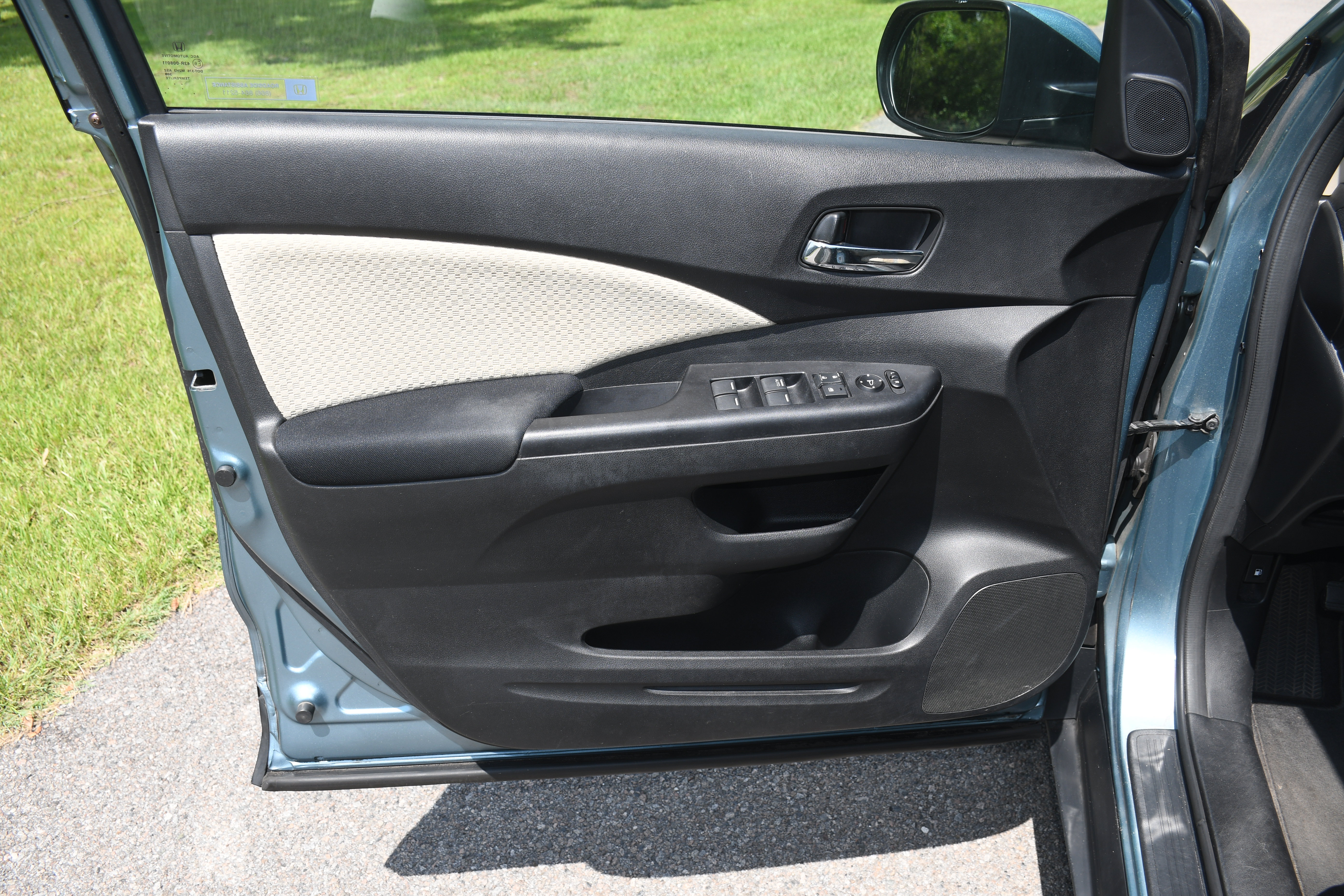 Used 2016 Honda CR-V EX image 11
