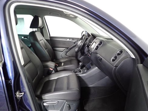 Used 2014 Volkswagen Tiguan SE AWD/4WD image 38