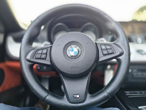 Used 2015 BMW Z4 sDrive35is RWD image 36