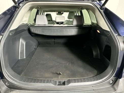 Used 2021 Toyota RAV4 XLE Premium image 28