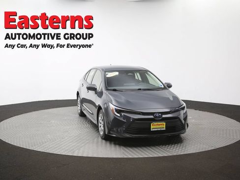 Used 2023 Toyota Corolla LE FWD image 50