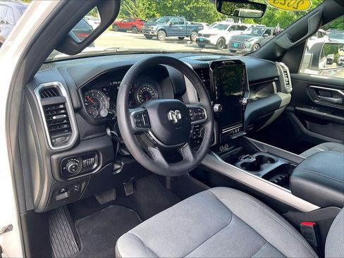 Used 2025 RAM 1500 Big Horn AWD/4WD image 8