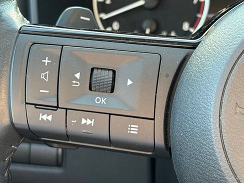 Used 2023 Nissan Rogue SV w/ SV Premium B Package AWD/4WD image 20