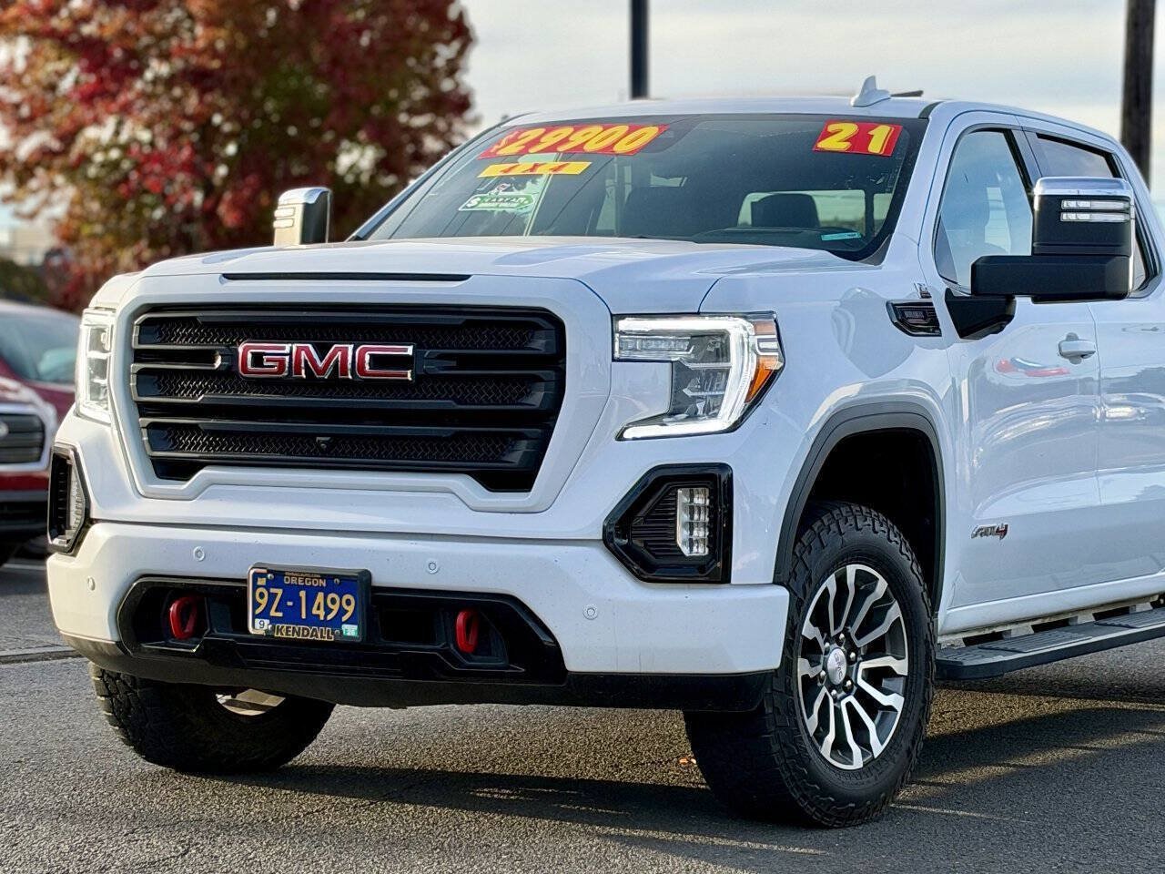 Used 2021 GMC Sierra 1500 AT4 w/ Technology Package AWD/4WD image 11