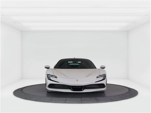 Certified 2022 Ferrari SF90 Stradale image 8