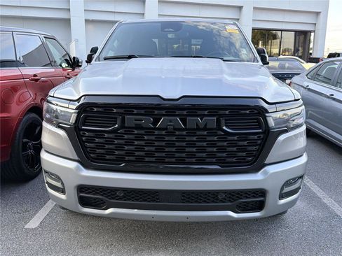 Used 2025 RAM 1500 Big Horn AWD/4WD image 2