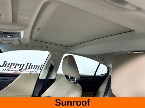 Used 2020 Lexus ES 350 350 image 3