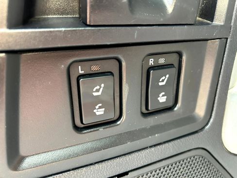 Used 2014 Toyota Sequoia Limited image 18