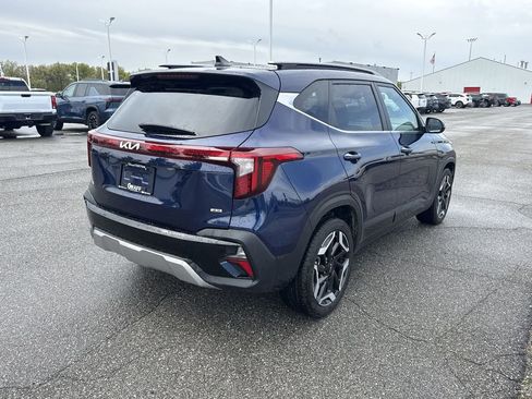 Used 2024 Kia Seltos SX w/ SX Sunroof Package AWD/4WD image 8