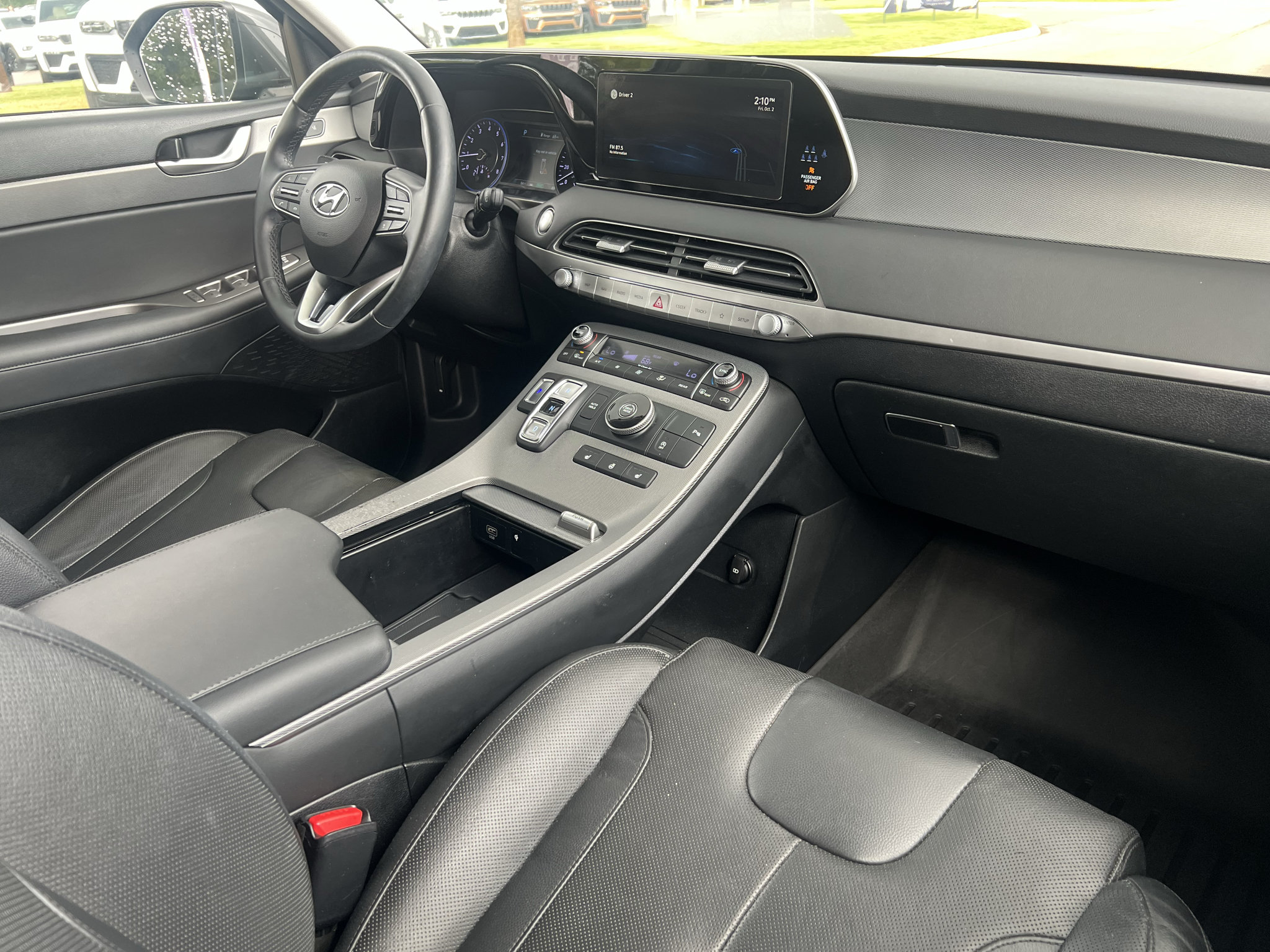 Used 2022 Hyundai Palisade SEL w/ Premium Package FWD image 14