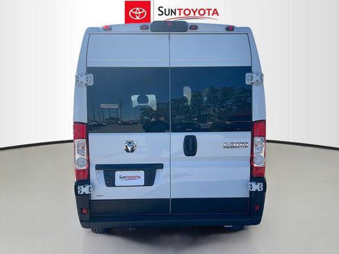 Used 2023 RAM ProMaster 2500 image 5