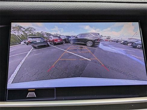 New 2025 Cadillac XT6 Luxury image 23