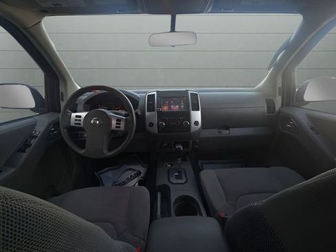 Used 2020 Nissan Frontier SV AWD/4WD image 10