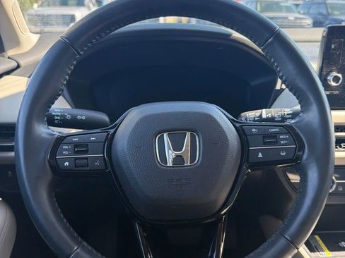Used 2024 Honda HR-V EX-L image 14