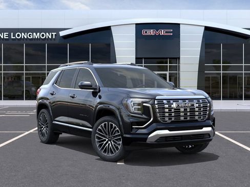 New 2026 GMC Terrain Denali w/ LPO, Black Badging Package AWD/4WD image 7