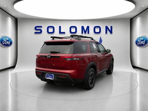 Used 2025 Nissan Pathfinder Rock Creek AWD/4WD image 5