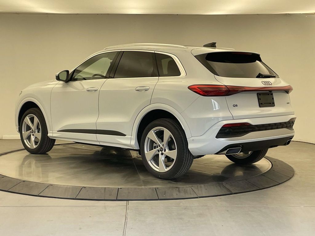 New 2026 Audi Q5 Premium Plus AWD/4WD image 3