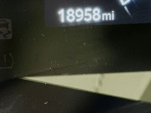 Used 2025 Toyota Grand Highlander AWD image 19