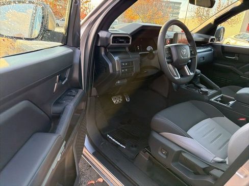 New 2025 Toyota Tacoma TRD Sport image 9