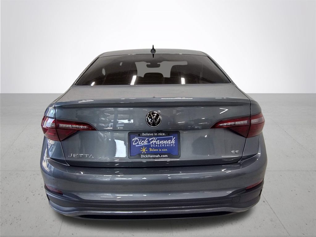 Certified 2023 Volkswagen Jetta SE w/ Panoramic Sunroof Package FWD image 13