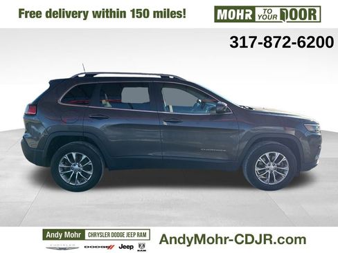 Used 2019 Jeep Cherokee Latitude Plus w/ Cold Weather Group image 8