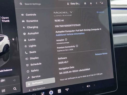 Used 2026 Tesla Model Y 2WD image 22