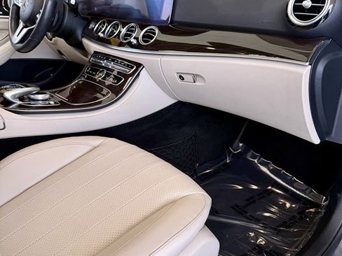 Used 2020 Mercedes-Benz E 350 Sedan image 12