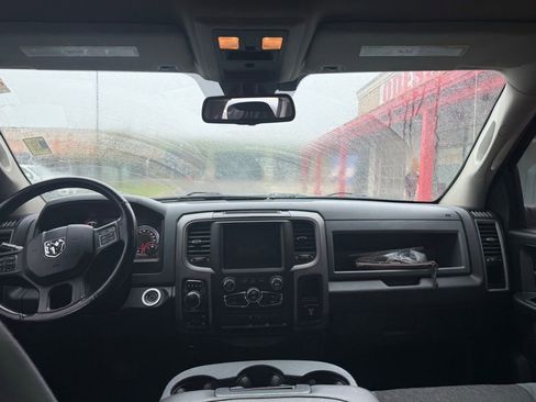 Used 2019 RAM 1500 Express w/ Wheel & Sound Group AWD/4WD image 7