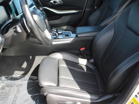 Used 2022 BMW 330e w/ Convenience Package RWD image 35