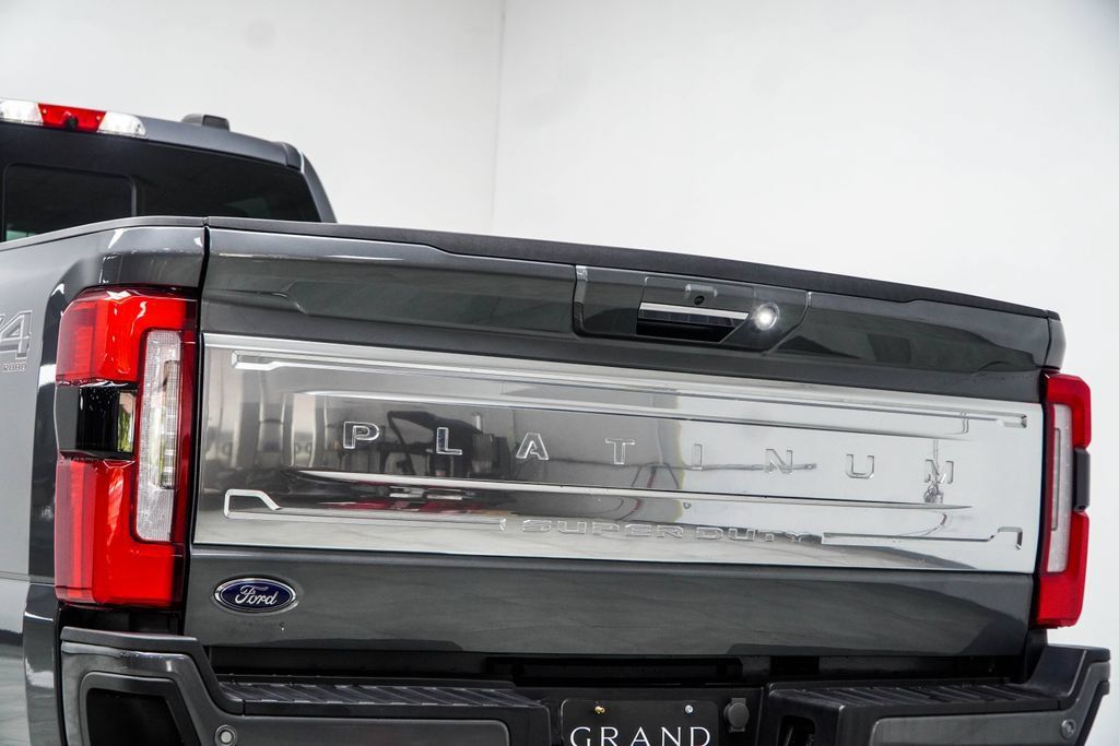 Used 2024 Ford F350 Platinum AWD/4WD image 21