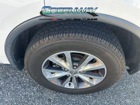 Used 2016 Dodge Durango Limited w/ Nav & Power Liftgate Group image 4