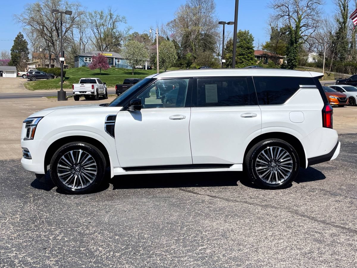 Used 2025 Nissan Armada Platinum Reserve AWD/4WD image 3