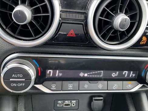 Used 2021 Nissan Sentra SR FWD image 30