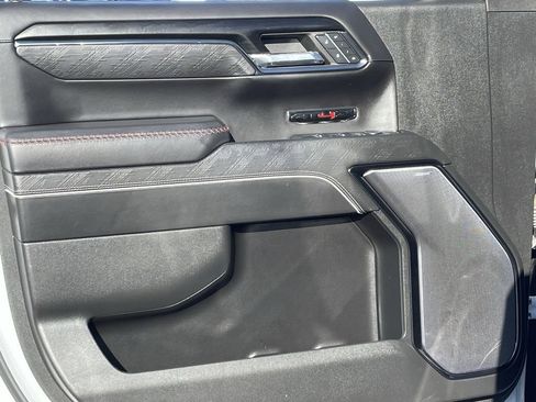 Used 2024 GMC Sierra 1500 AT4X image 23