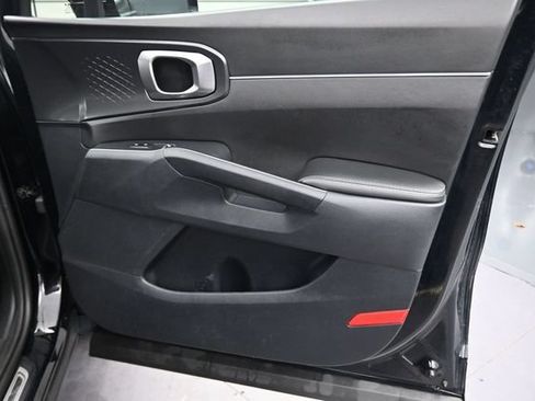 Used 2023 Kia Sorento S FWD image 21
