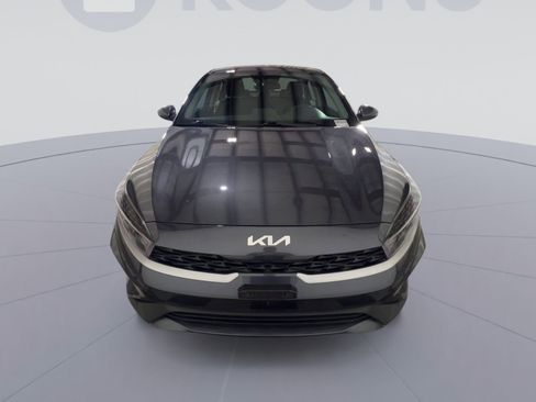 Used 2023 Kia Forte LXS w/ LXS Technology Package image 4