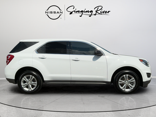 Used 2017 Chevrolet Equinox LS FWD image 8