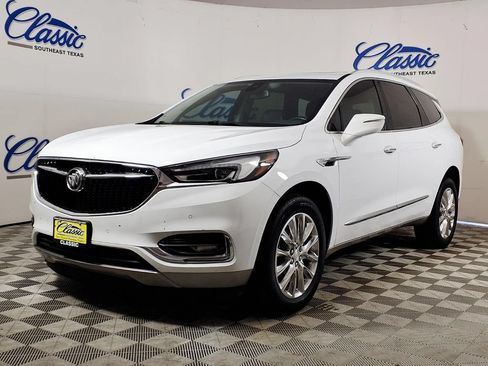 Used 2021 Buick Enclave Premium w/ Sun and Sites Package FWD image 5