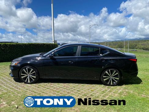 Used 2020 Nissan Altima 2.5 SR FWD image 4