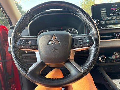 Used 2022 Mitsubishi Outlander SEL FWD image 13