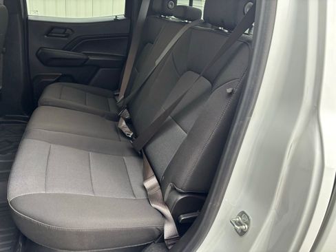 Used 2025 Chevrolet Colorado W/T w/ Advanced Trailering Package image 28