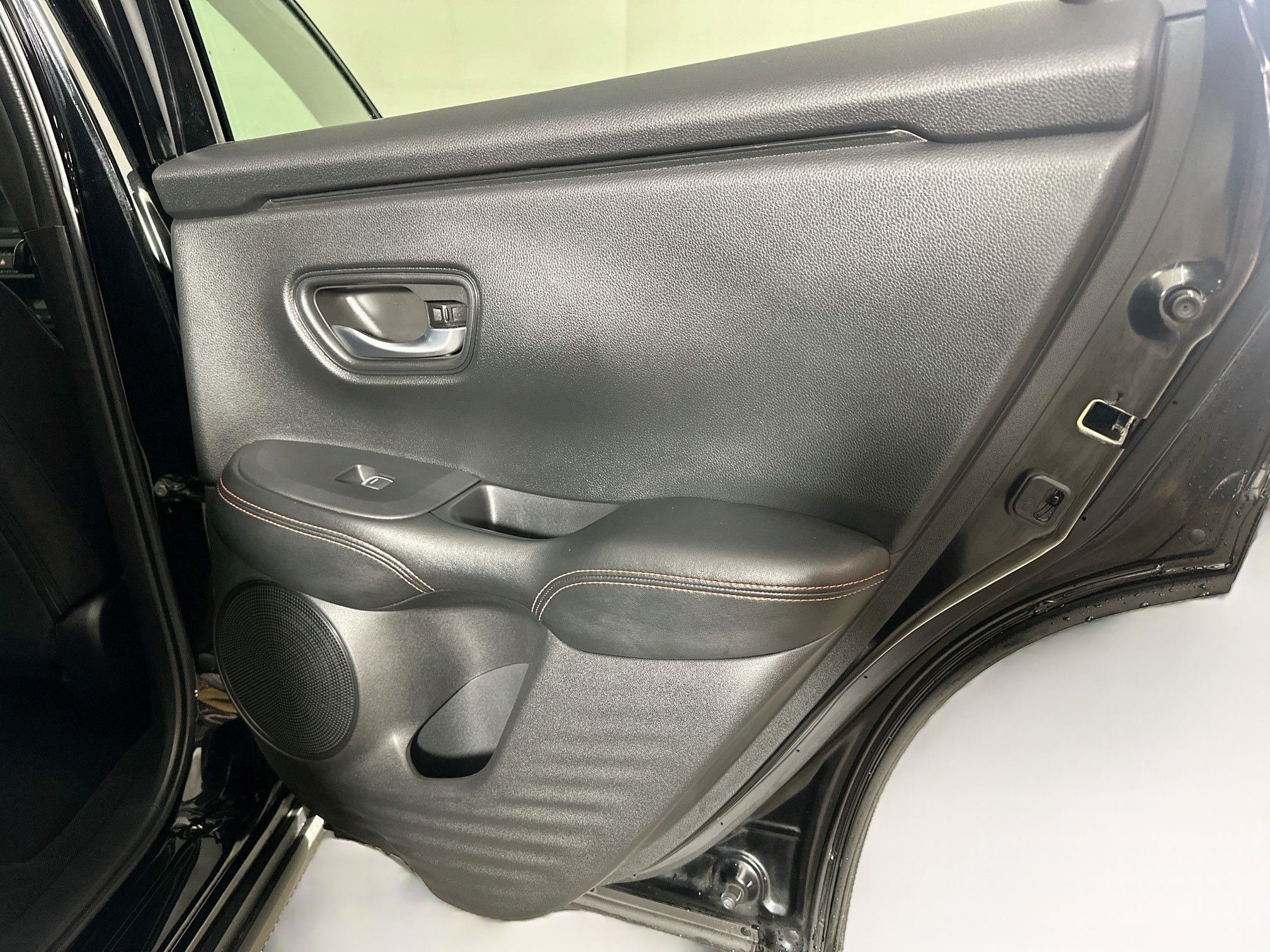 Used 2024 Honda HR-V Sport image 29