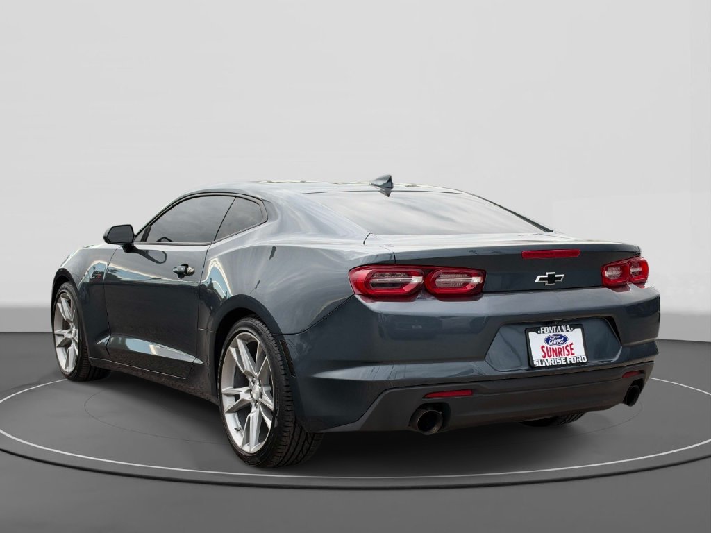 Used 2022 Chevrolet Camaro LT w/ Technology Package RWD image 7