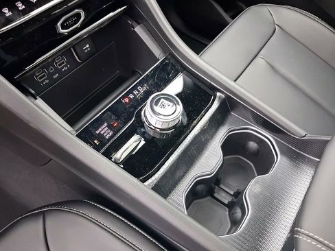 New 2026 Jeep Grand Cherokee Limited image 28