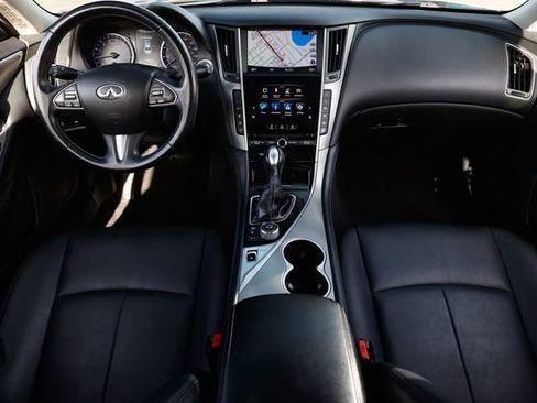 Used 2017 INFINITI Q50 Signature Edition w/ All Weather Package (L93) image 26