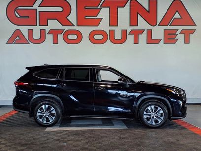 Used 2022 Toyota Highlander XLE