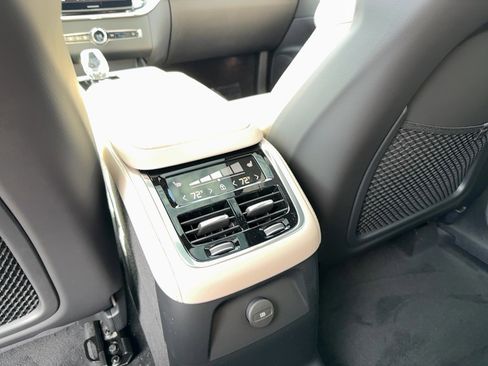 New 2026 Volvo XC90 T8 Plus w/ Protection Package AWD/4WD image 17