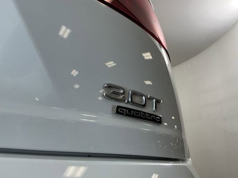 Used 2018 Audi Q7 3.0T Premium Plus w/ Premium Plus Package image 38