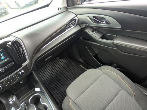 Certified 2018 Chevrolet Traverse LS image 18
